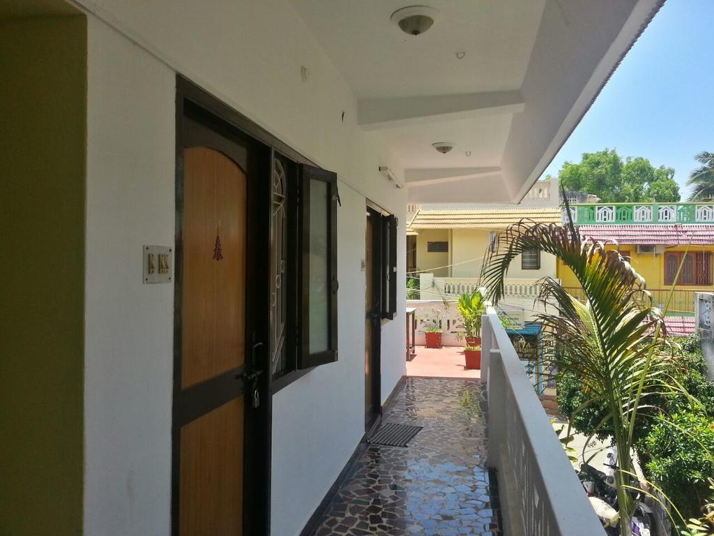 Silver Moon Guest House Mahabalipuram Habitación foto